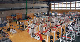 トレーニング体育館