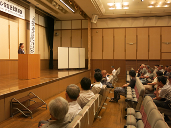 講演会の様子　客席