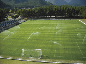 【グラウンド芝生化事業】長野県大町市　大町市運動公園サッカー場