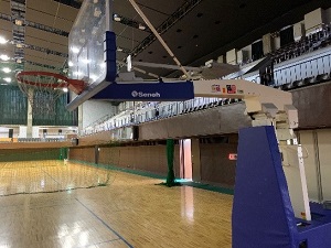 京都市体育館（ハンナリーズアリーナ）バスケットゴール